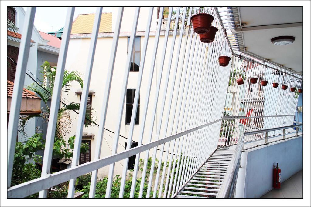 V-Studio Apartment 2 Hanoi Bagian luar foto