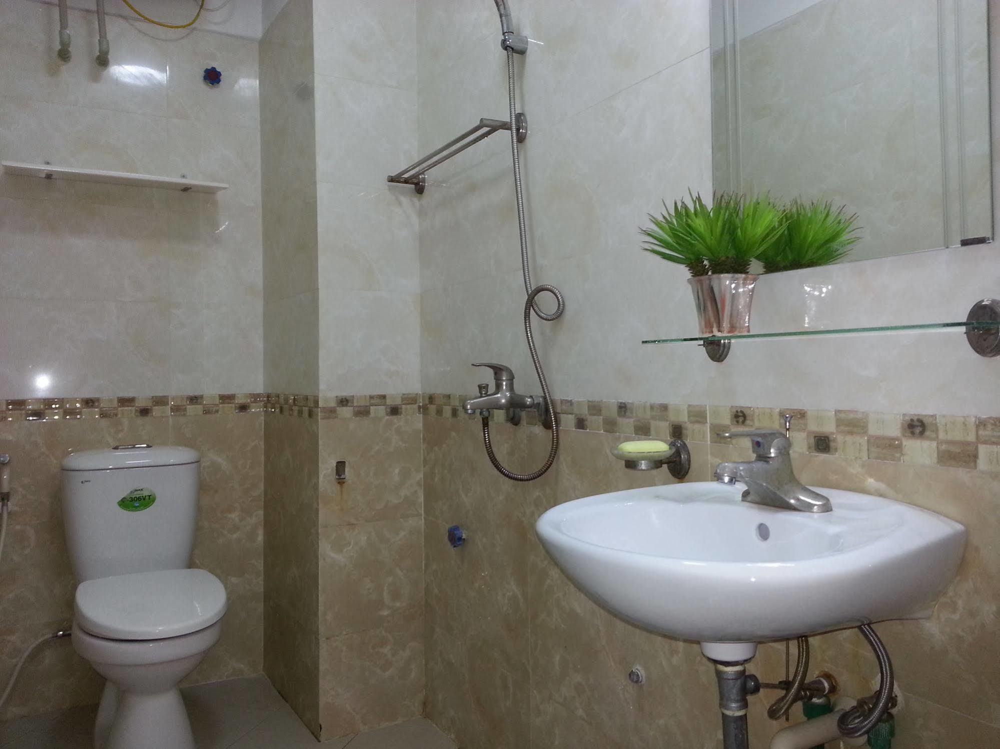 V-Studio Apartment 2 Hanoi Bagian luar foto